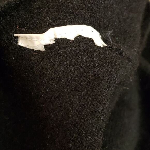 3 for $25 BCBG MaxAzria Soft Black Top Sz Small - Picture 8 of 10